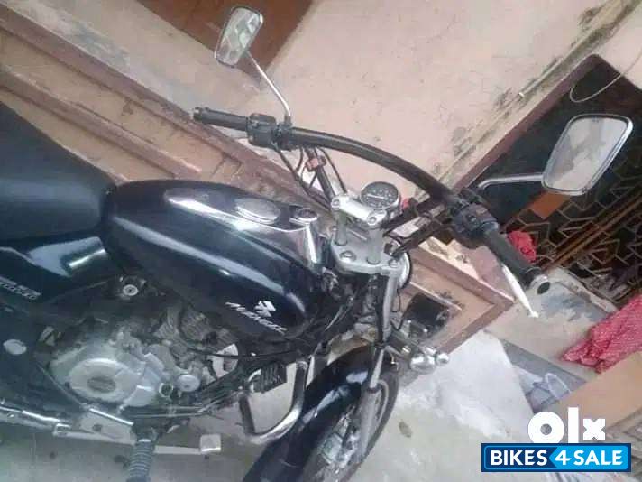 Bajaj Avenger 220 DTS-i