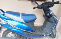 Blue Mahindra Rodeo RZ