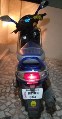 Blue Mahindra Rodeo RZ