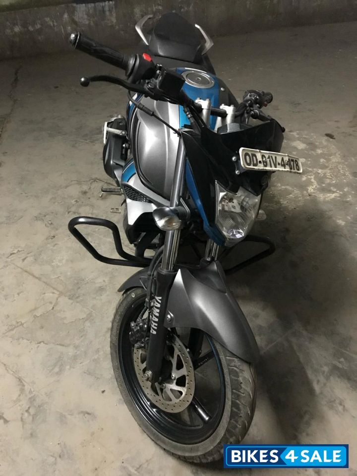 Yamaha FZ-S