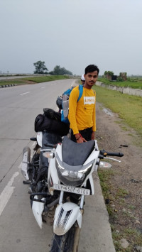 White TVS Apache RTR 180 ABS