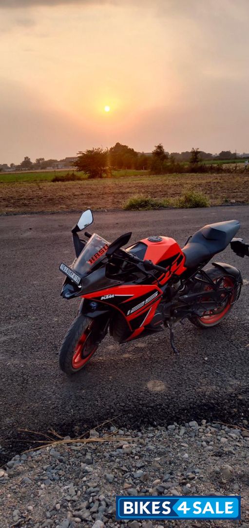 Orange KTM RC 125
