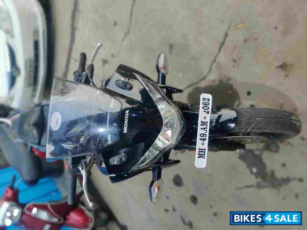 Black Honda CBR 250R ABS