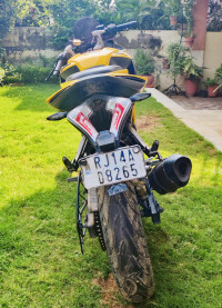 Black And Yellow Bajaj Pulsar RS 200 ABS