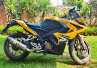 Black And Yellow Bajaj Pulsar RS 200 ABS
