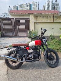 Red And White Royal Enfield Classic 350
