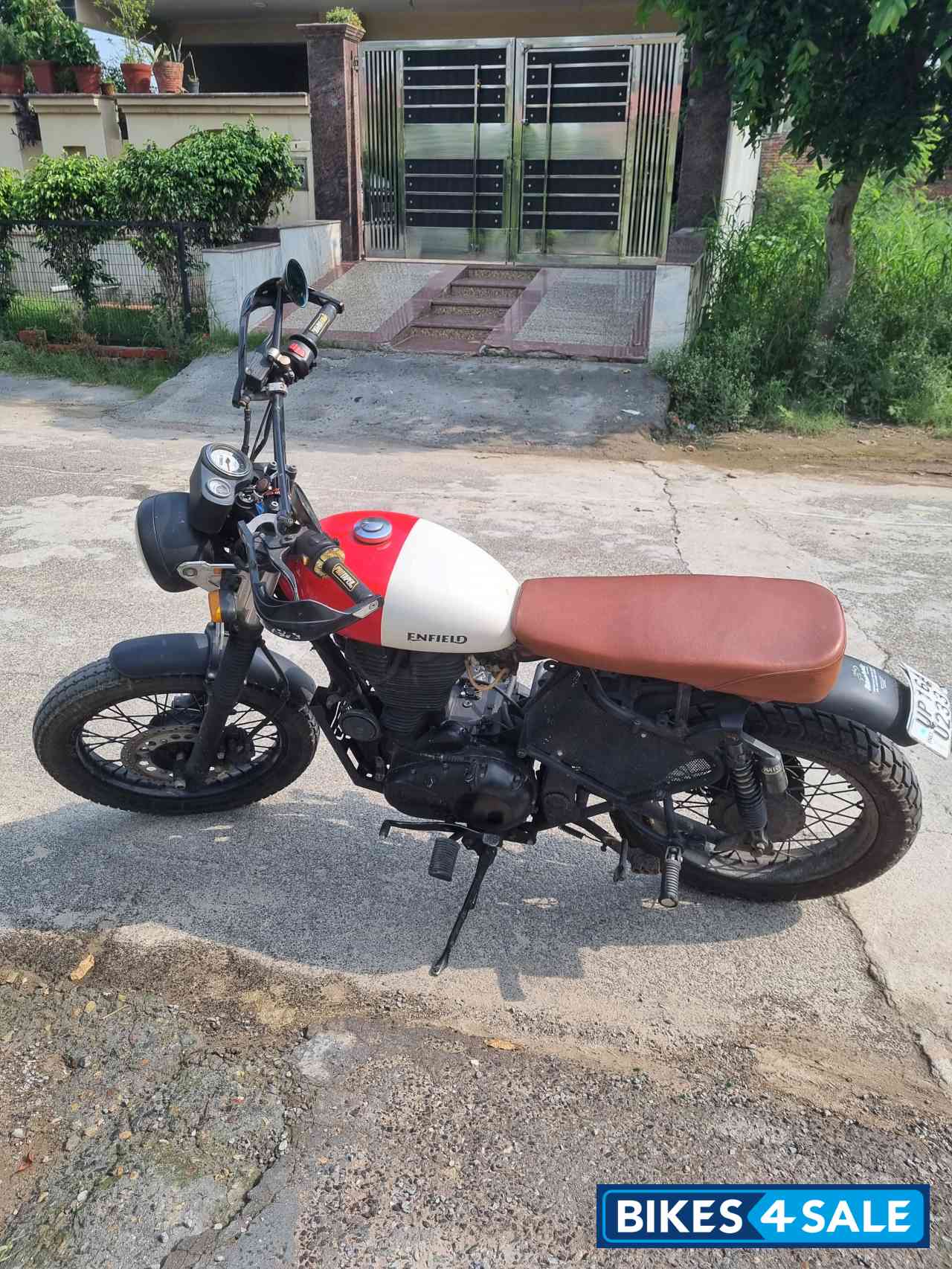 Red And White Royal Enfield Classic 350
