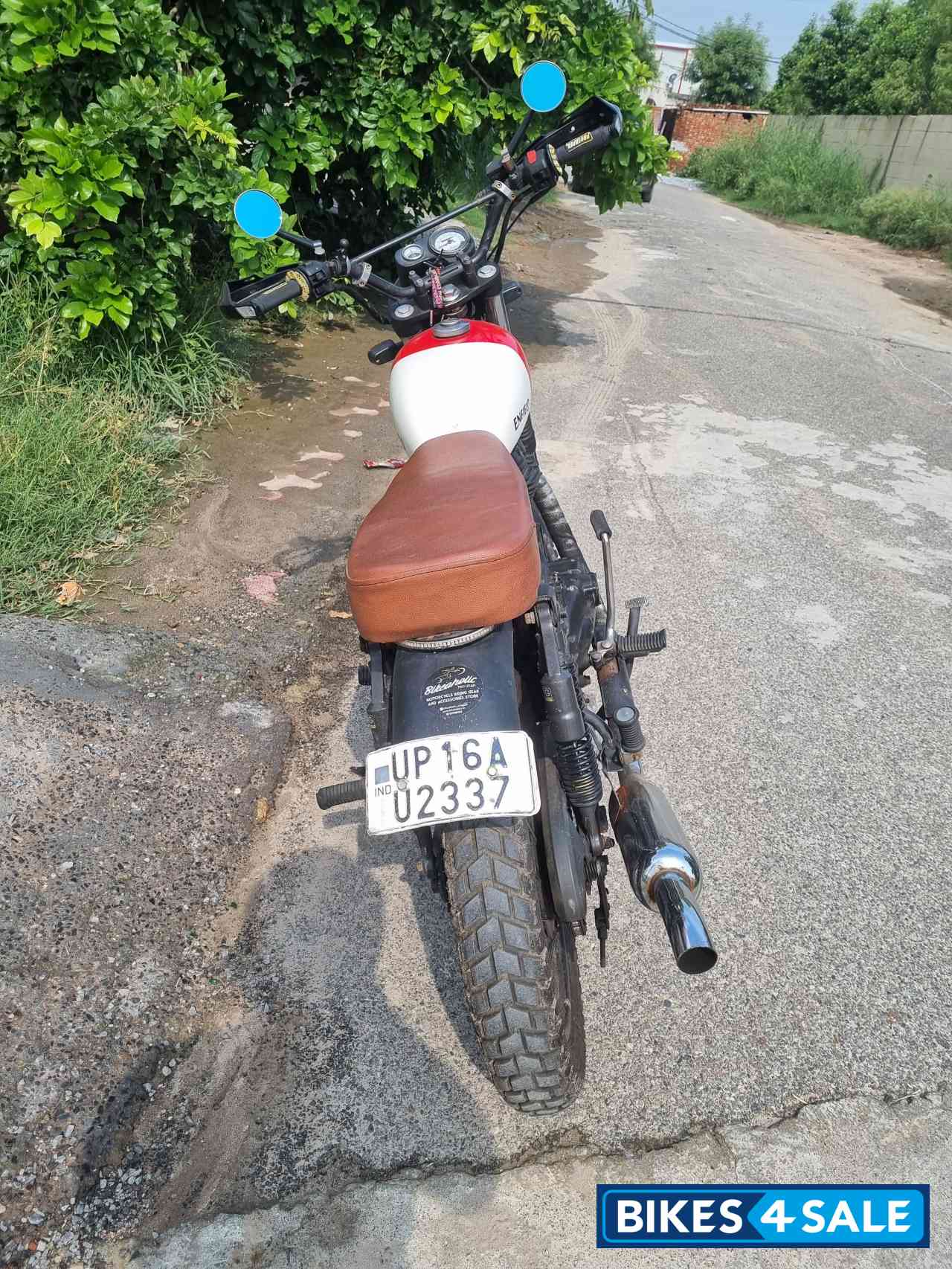 Red And White Royal Enfield Classic 350