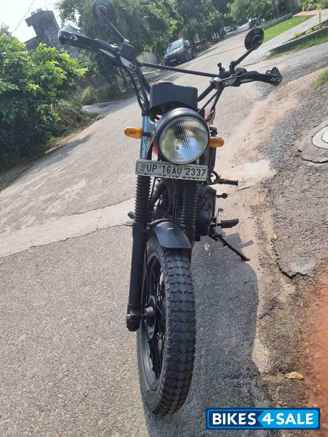 Red And White Royal Enfield Classic 350