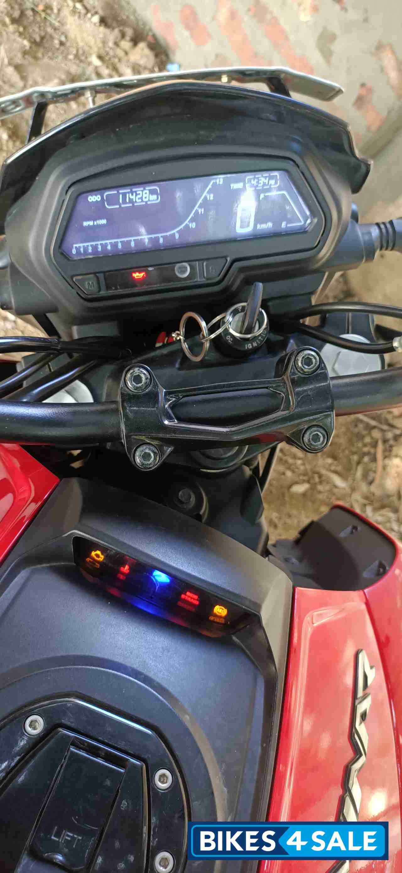 Bajaj Dominar 250