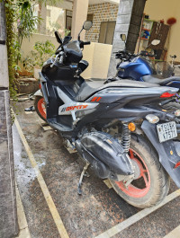 Gray Vermilion Yamaha Aerox 155