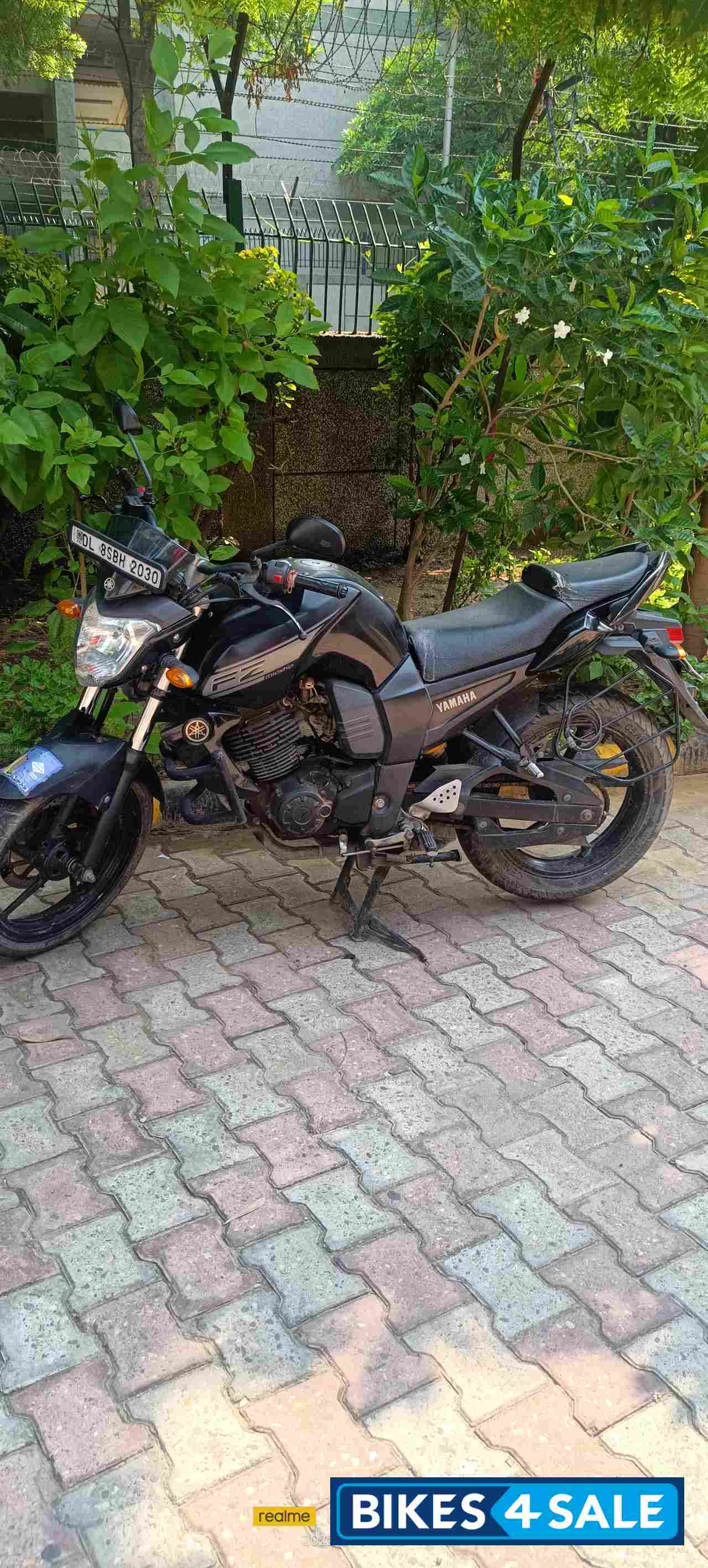Yamaha FZ