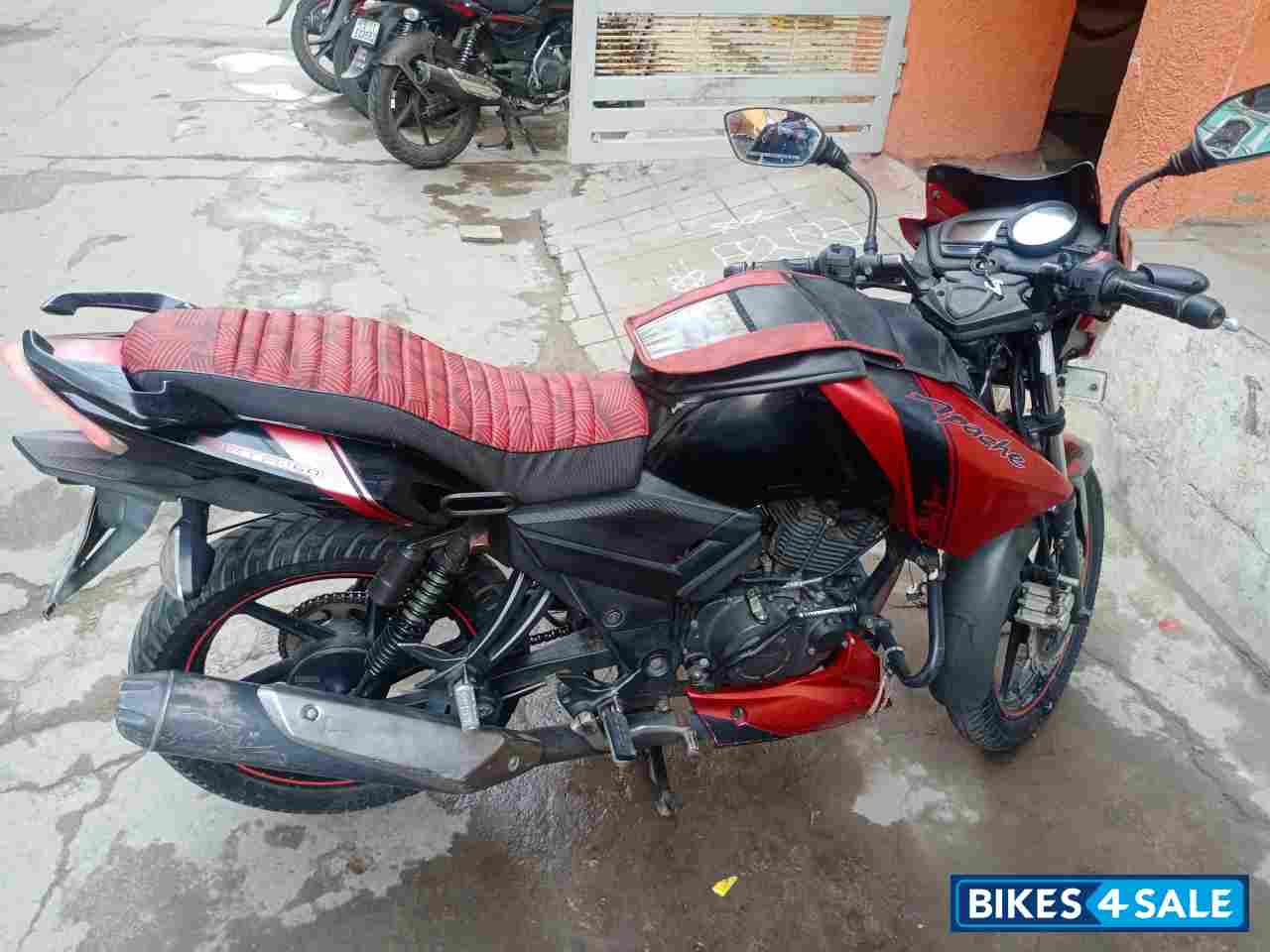 TVS Apache RTR 160