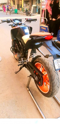 KTM Duke 125