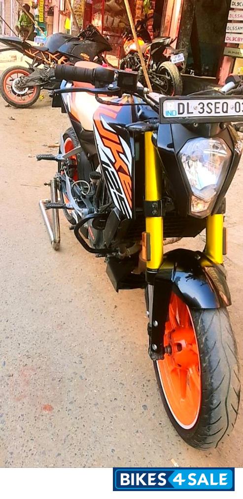 KTM Duke 125
