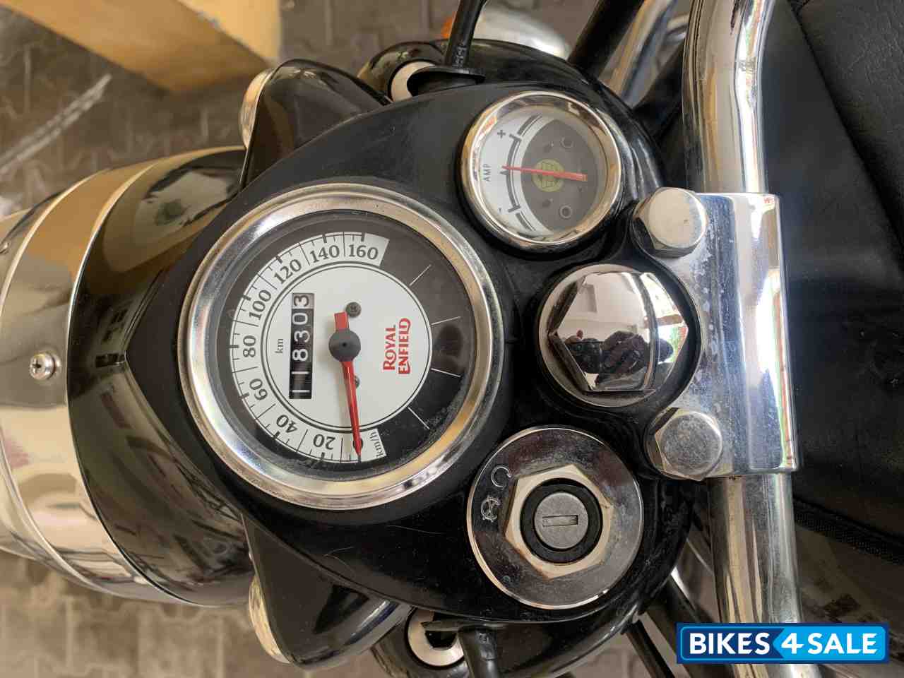 Black Royal Enfield Classic 350