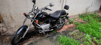 Black Bajaj Avenger 220 DTS-i