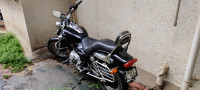 Black Bajaj Avenger 220 DTS-i