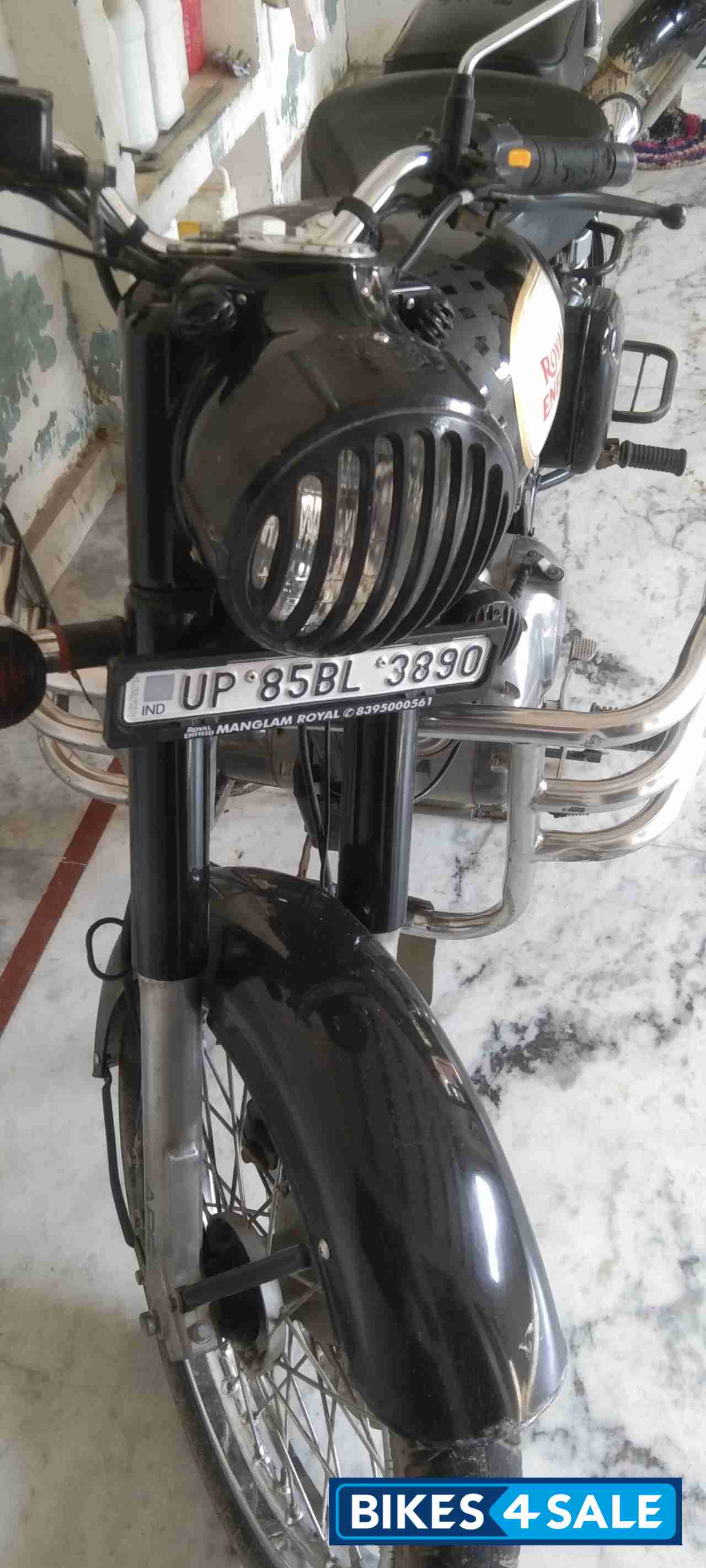 Black Royal Enfield Classic 350