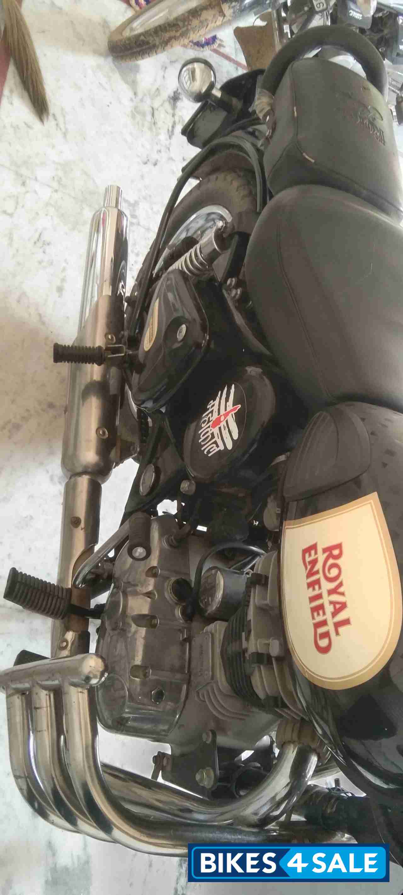 Black Royal Enfield Classic 350