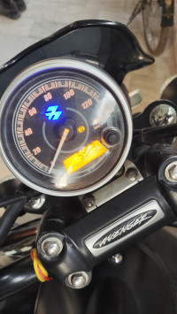 Bajaj Avenger Street 160