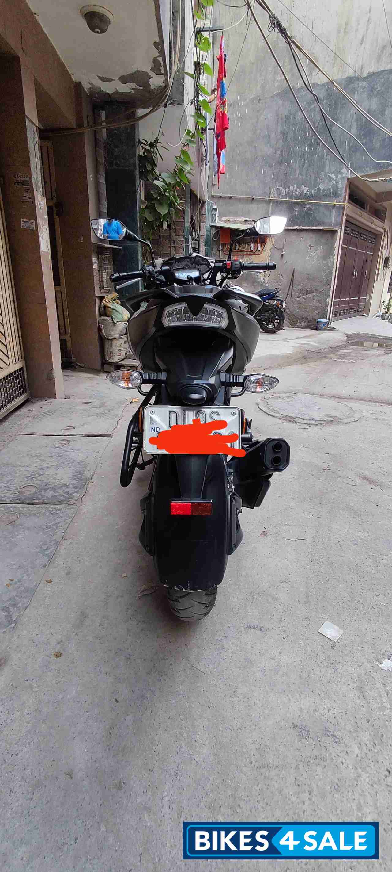 Matte Black TVS Apache RTR 200 4V