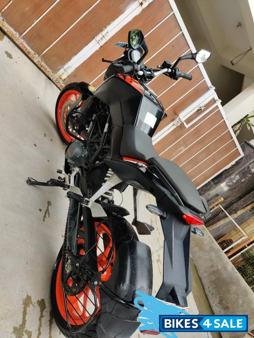 KTM Duke 125