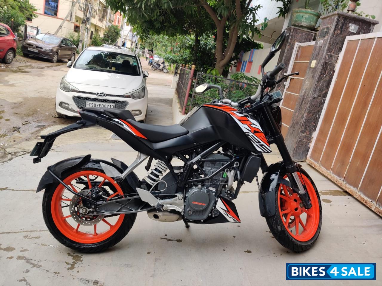 KTM Duke 125