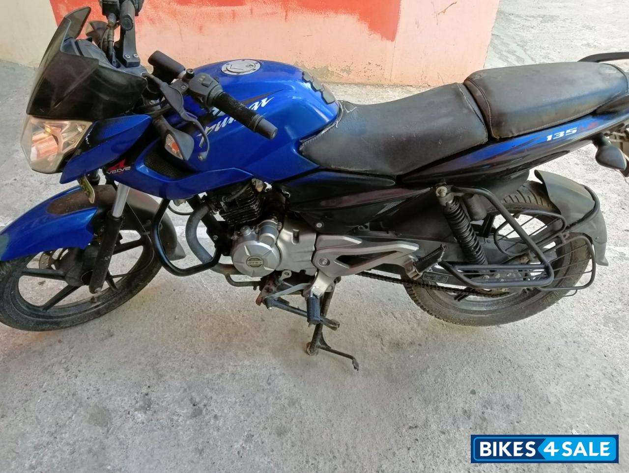 Bajaj Pulsar 135LS