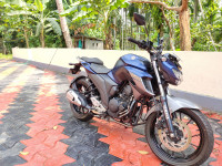 Yamaha FZ25