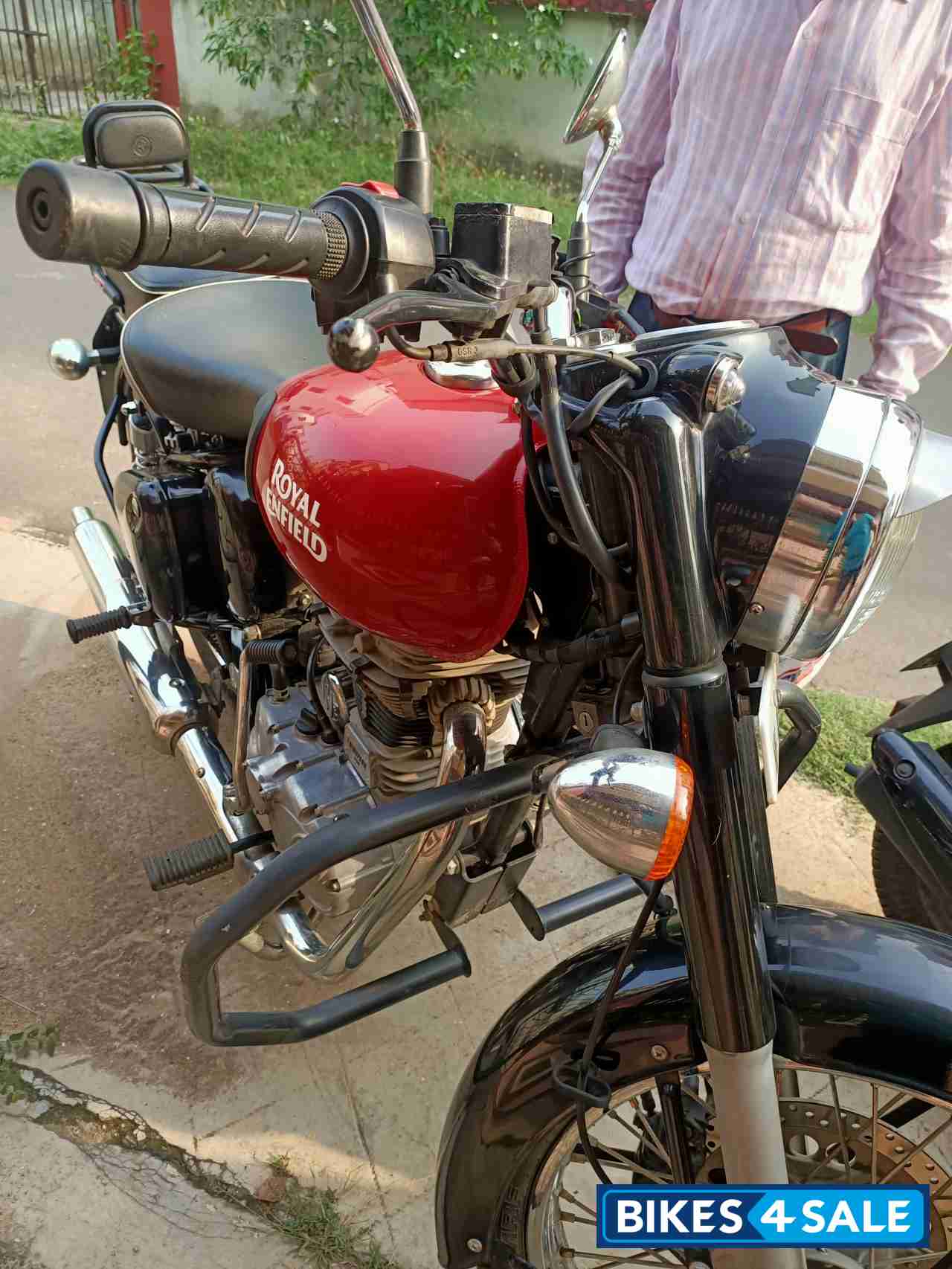Royal Enfield Classic 350 Redditch Red