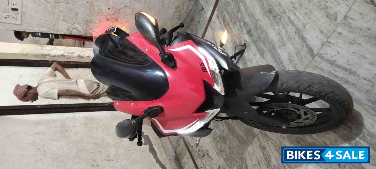 Red Yamaha YZF R15 V3