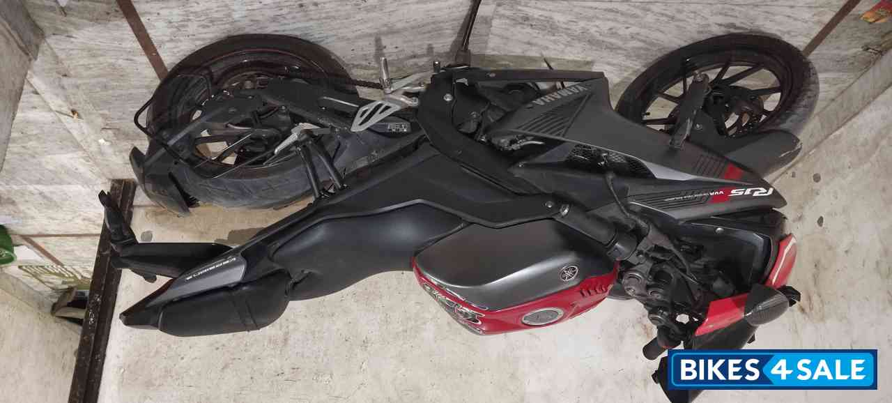 Red Yamaha YZF R15 V3 Red Yamaha YZF R15 V3