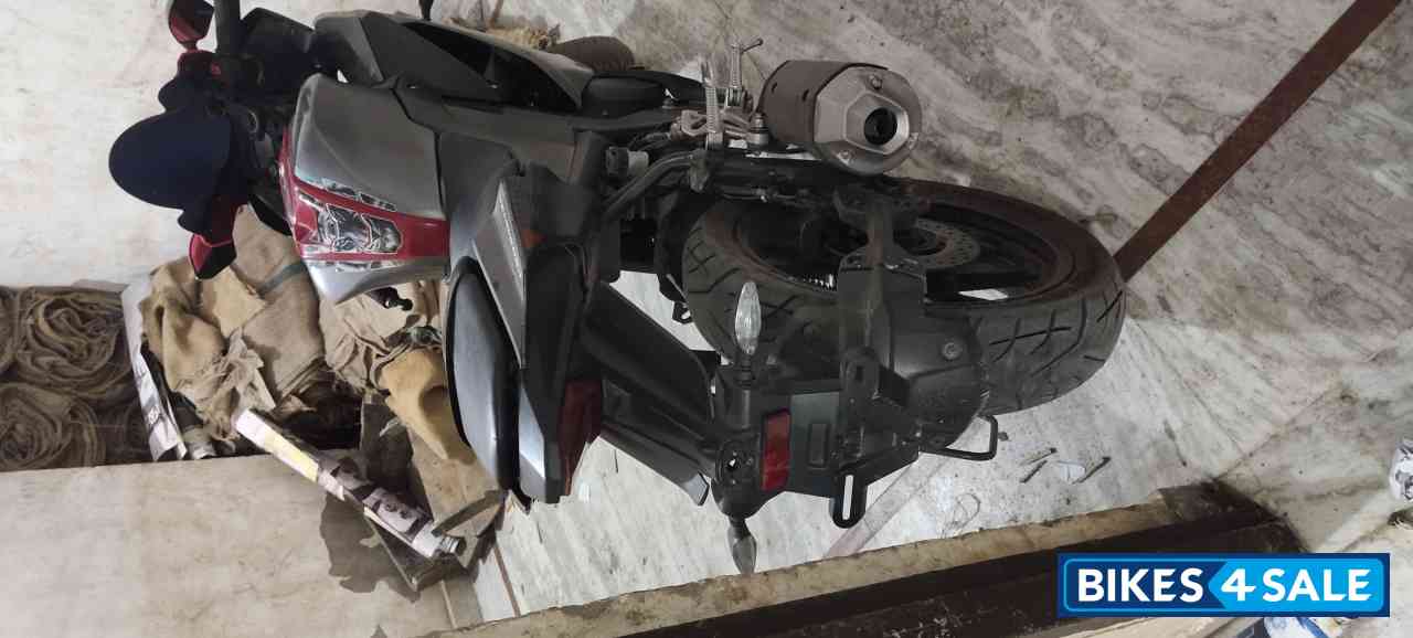 Red Yamaha YZF R15 V3 Red Yamaha YZF R15 V3