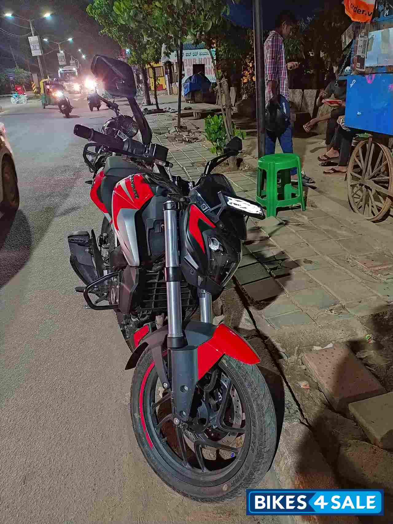 Bajaj Dominar 250