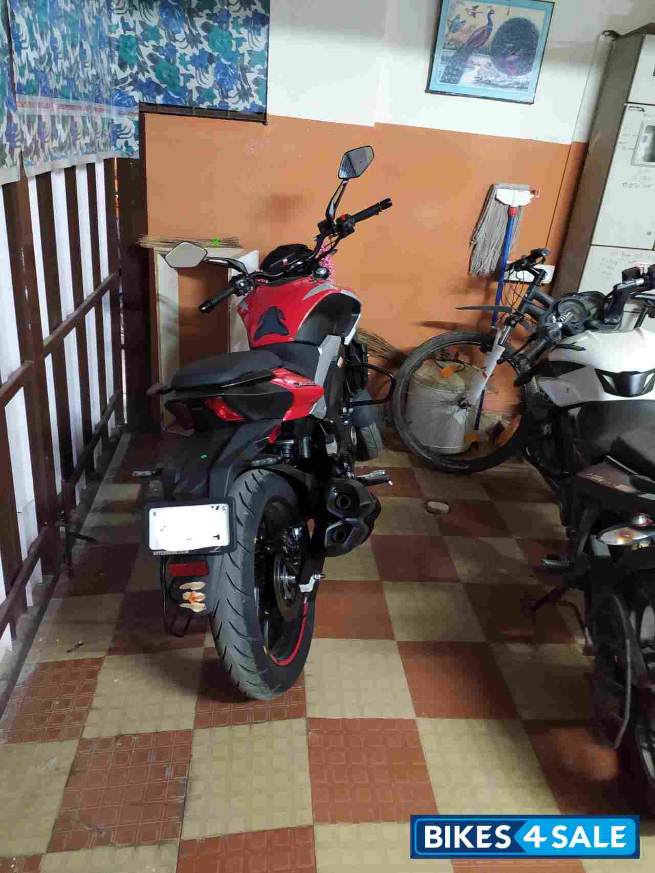 Bajaj Dominar 250