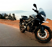 Black Bajaj Pulsar AS 200