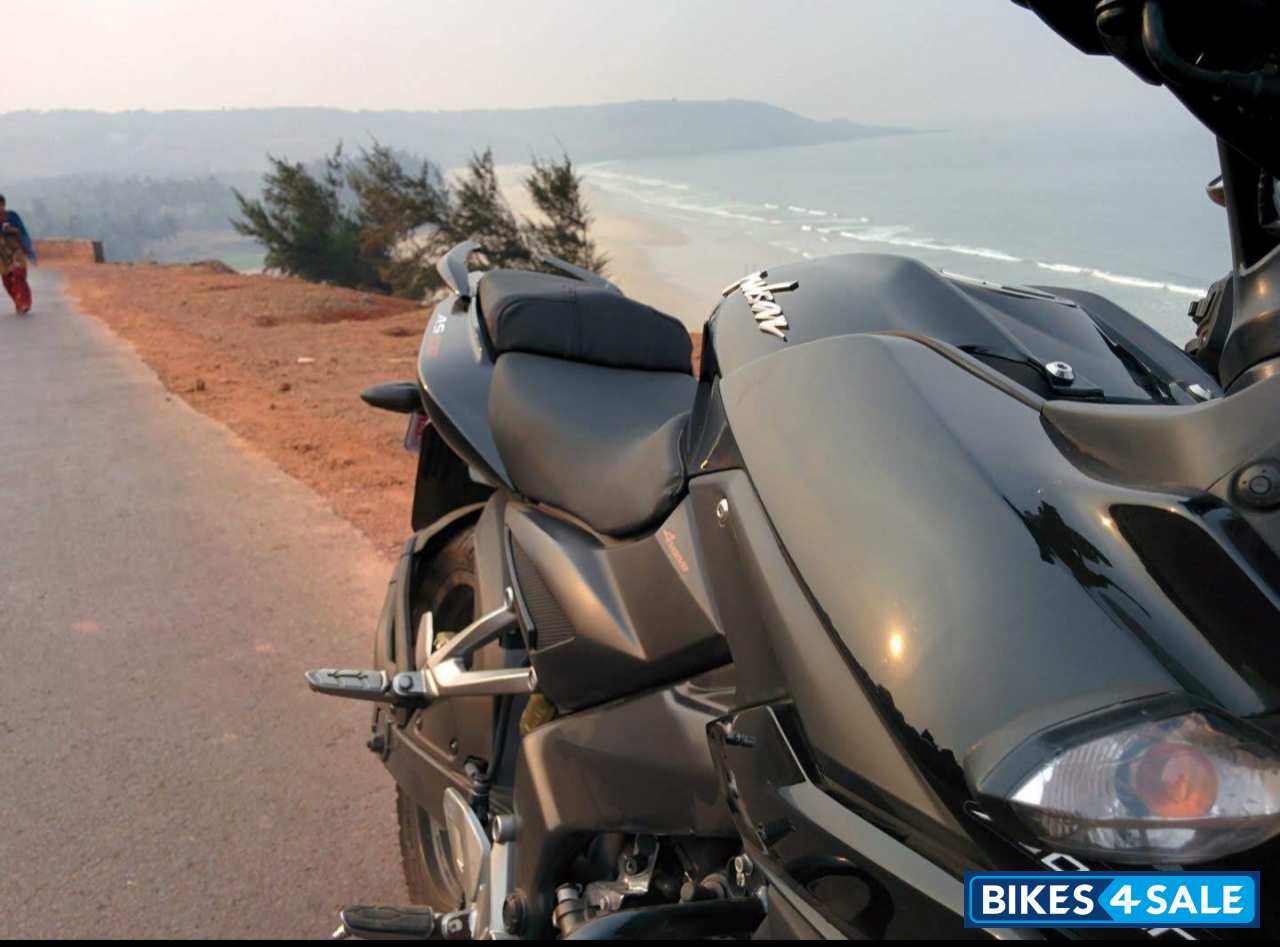 Black Bajaj Pulsar AS 200