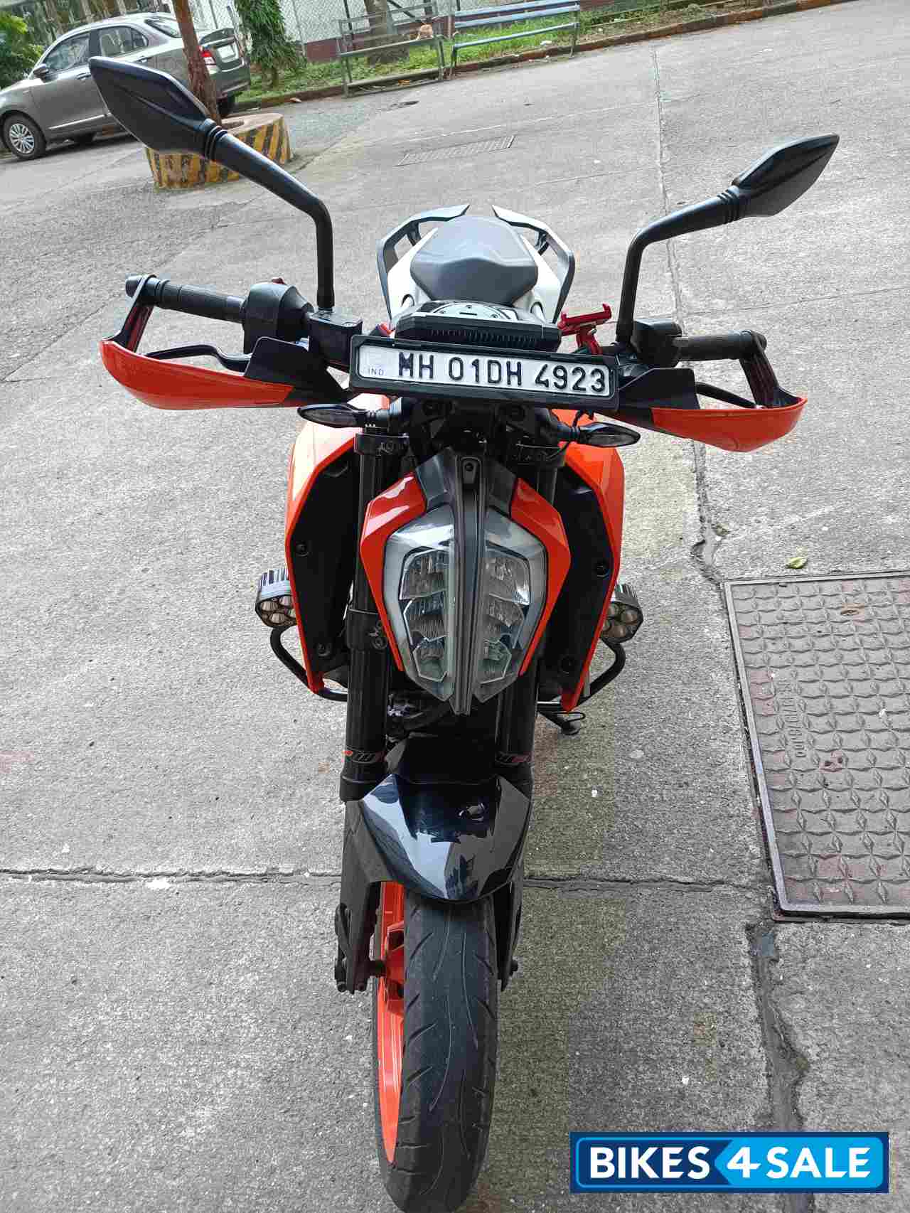 Orange KTM Duke 390