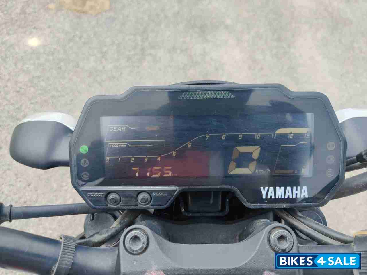 Ice Fluo Vermillion Yamaha MT-15 BS6