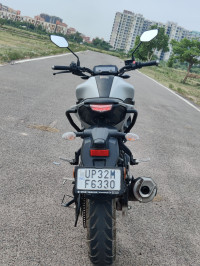 Ice Fluo Vermillion Yamaha MT-15 BS6