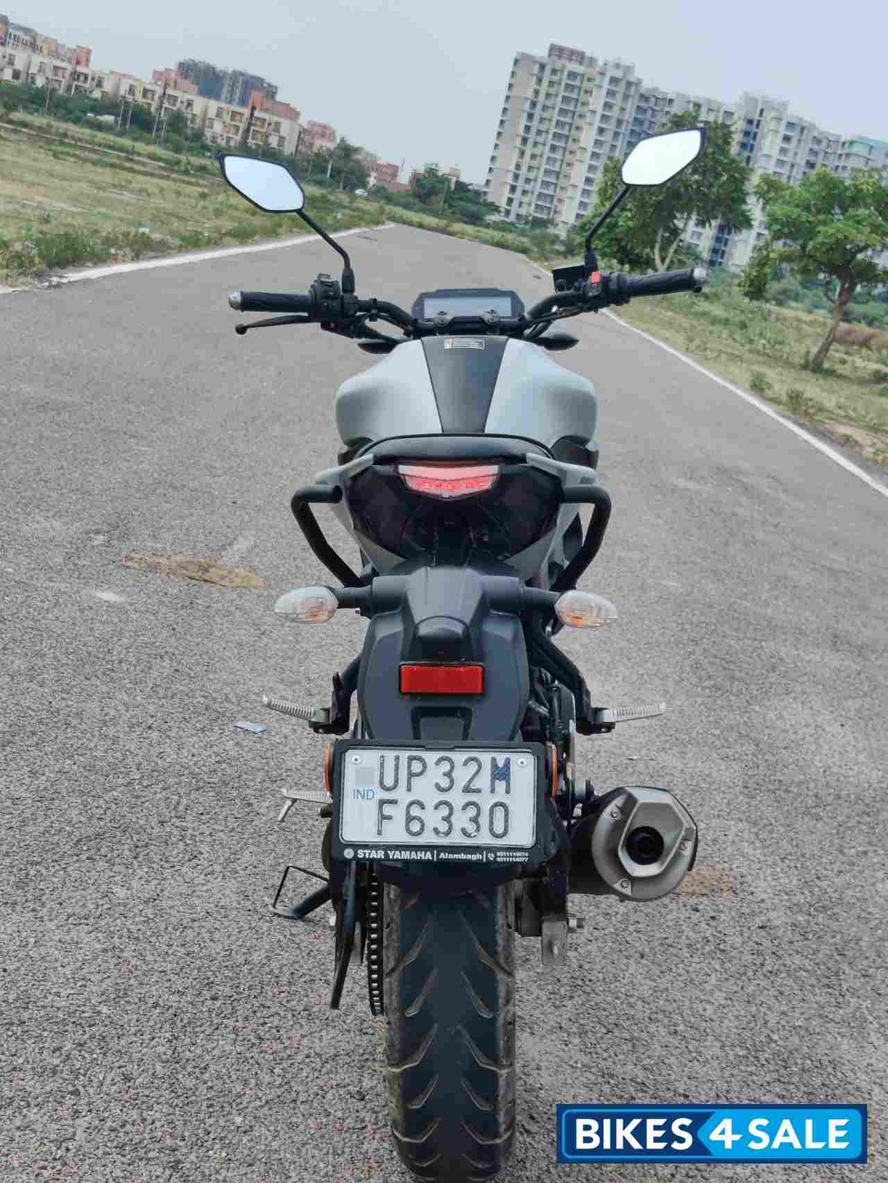 Ice Fluo Vermillion Yamaha MT-15 BS6