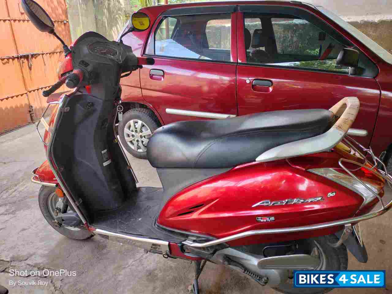 Red Honda Activa 5G