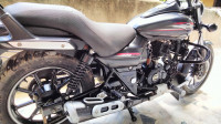 Bajaj Avenger Street 220