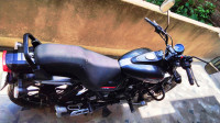 Bajaj Avenger Street 220