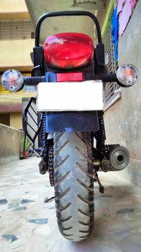 Bajaj Avenger Street 220
