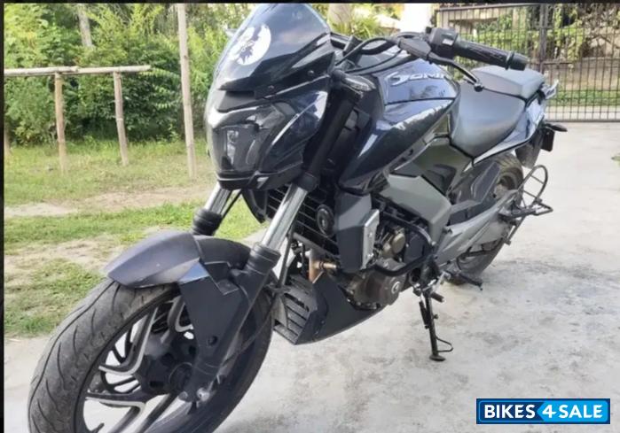 Midnight Blue Bajaj Dominar 400 Disc