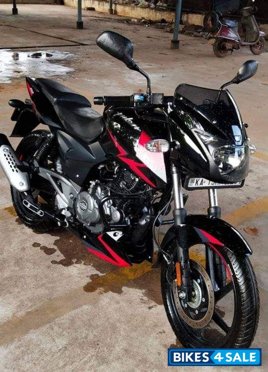 Red Black Bajaj Pulsar 150 Twin Disc BS6