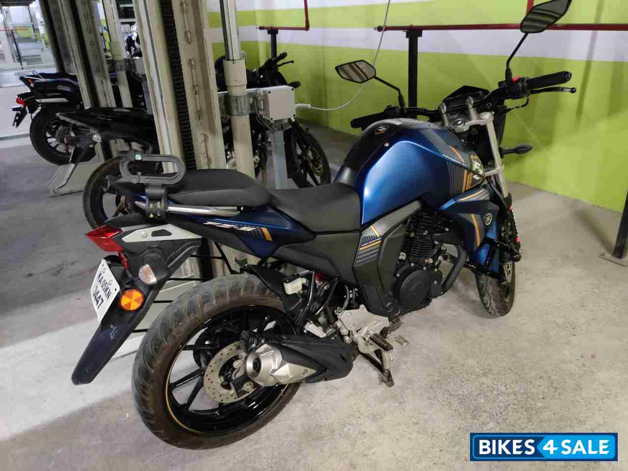 Dark Blue Yamaha FZ-S FI V2