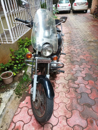Bajaj Avenger 220 DTS-i